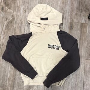 Essentials Fear of Gd unisex boys/girls Cream and Black Hoodie